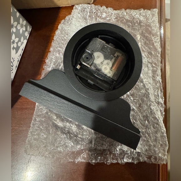 Taylor Swift folklore Album Desk Clock - Picture 6 of 8